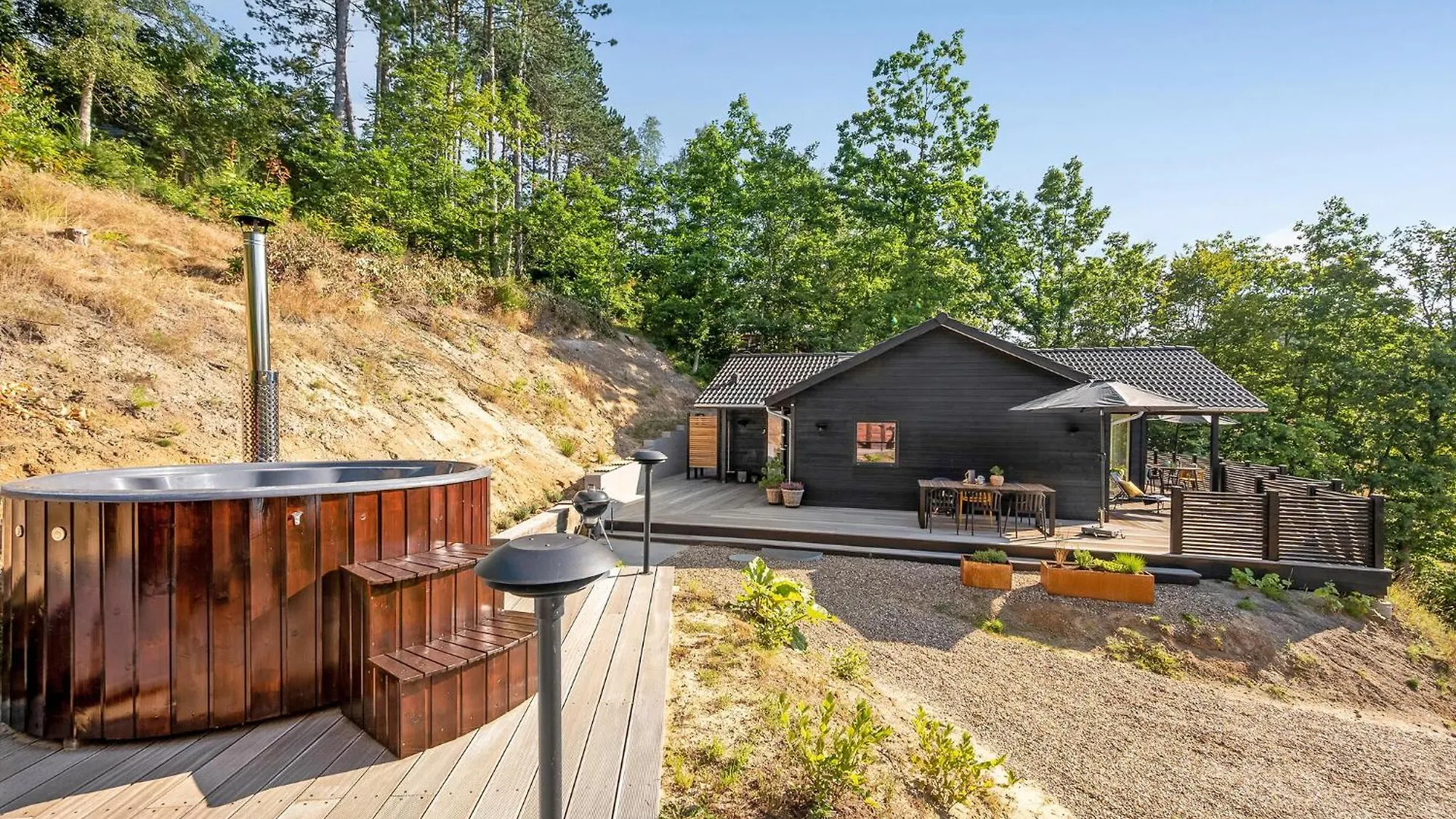 Beautiful Home In Ebeltoft With Kitchen